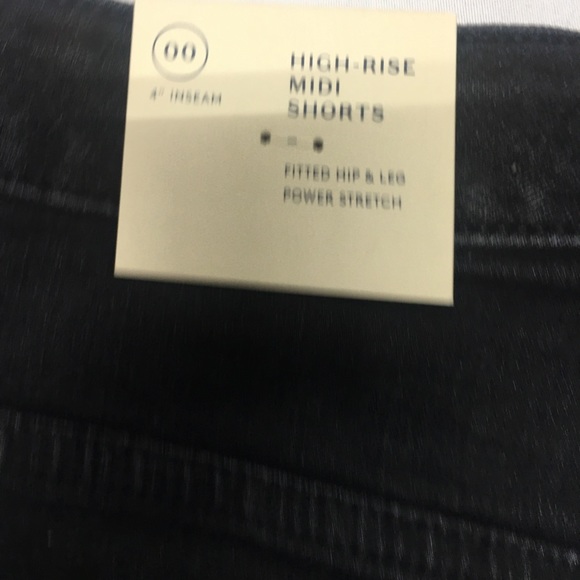 Universal Thread Womens  Black Denim  Midi  Shorts - Picture 7 of 14